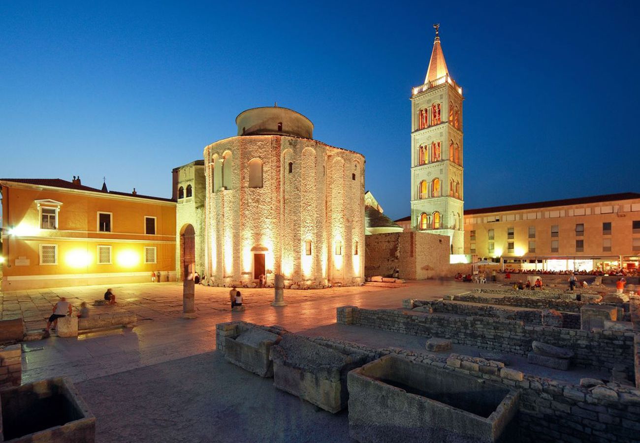 Bungalow in Donji Karin - Camping Karin - Mobile houses Magoro