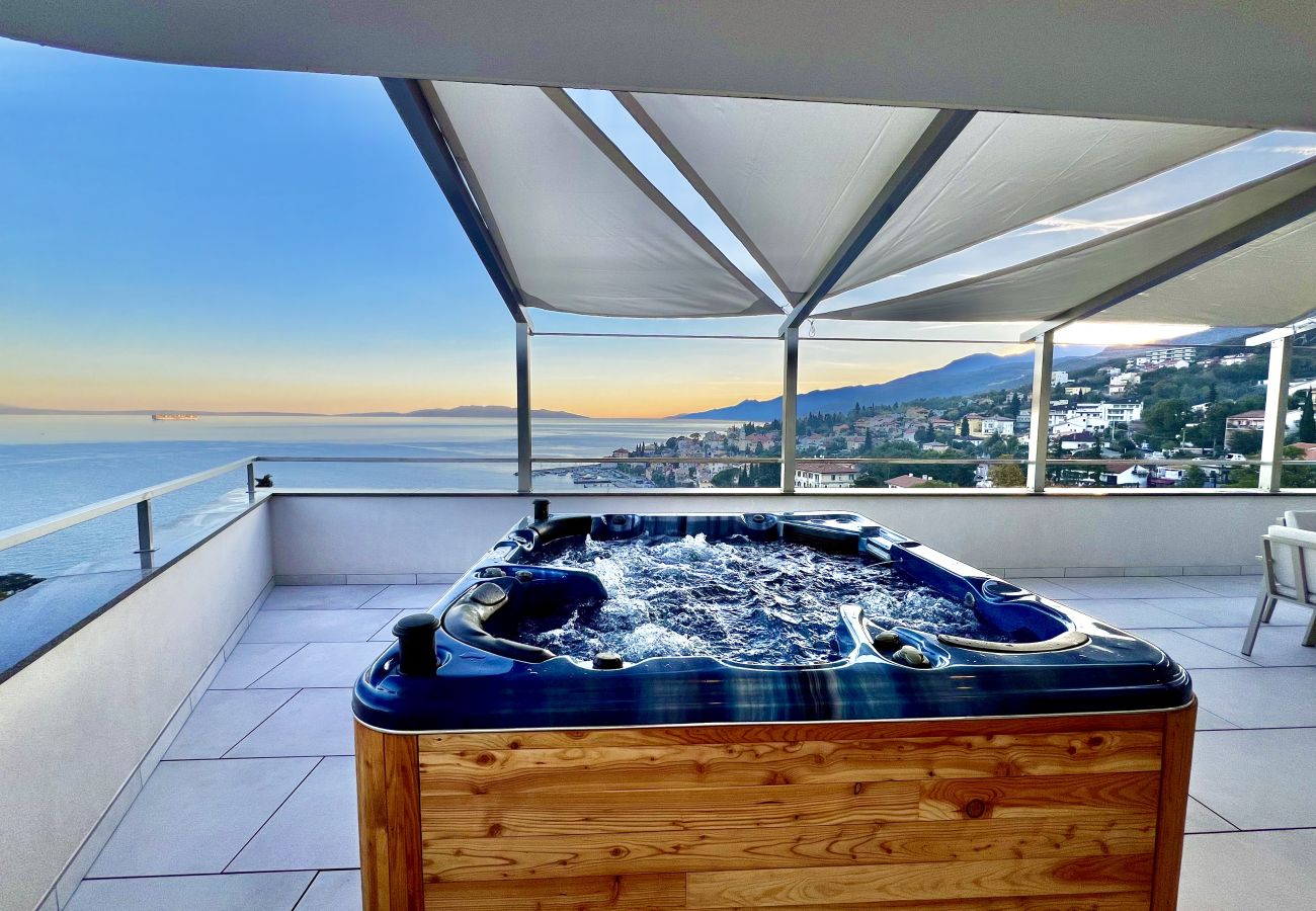 Apartment in Opatija - Apartman Blue View