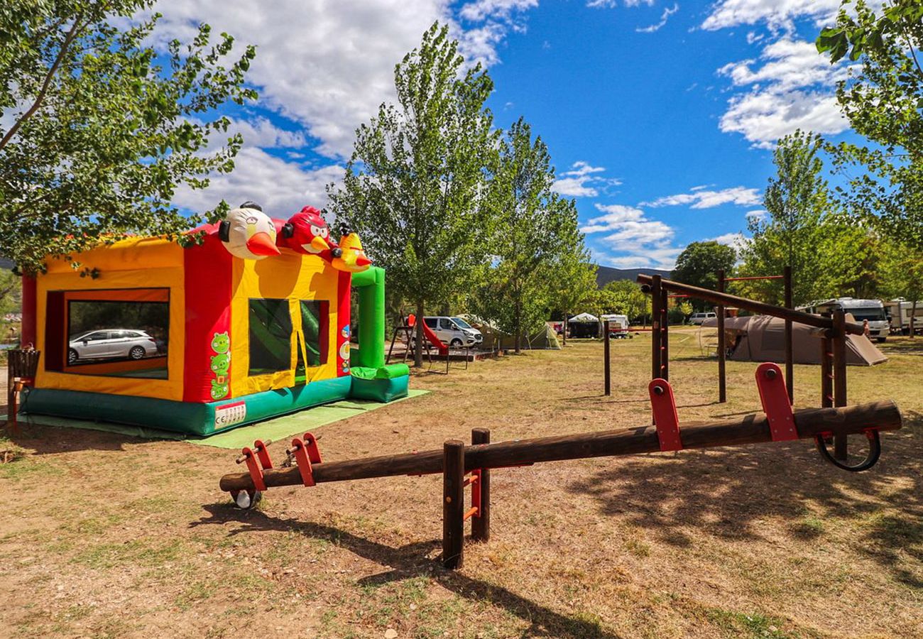 Bungalow in Donji Karin - Camping Karin - Mobile houses Magoro